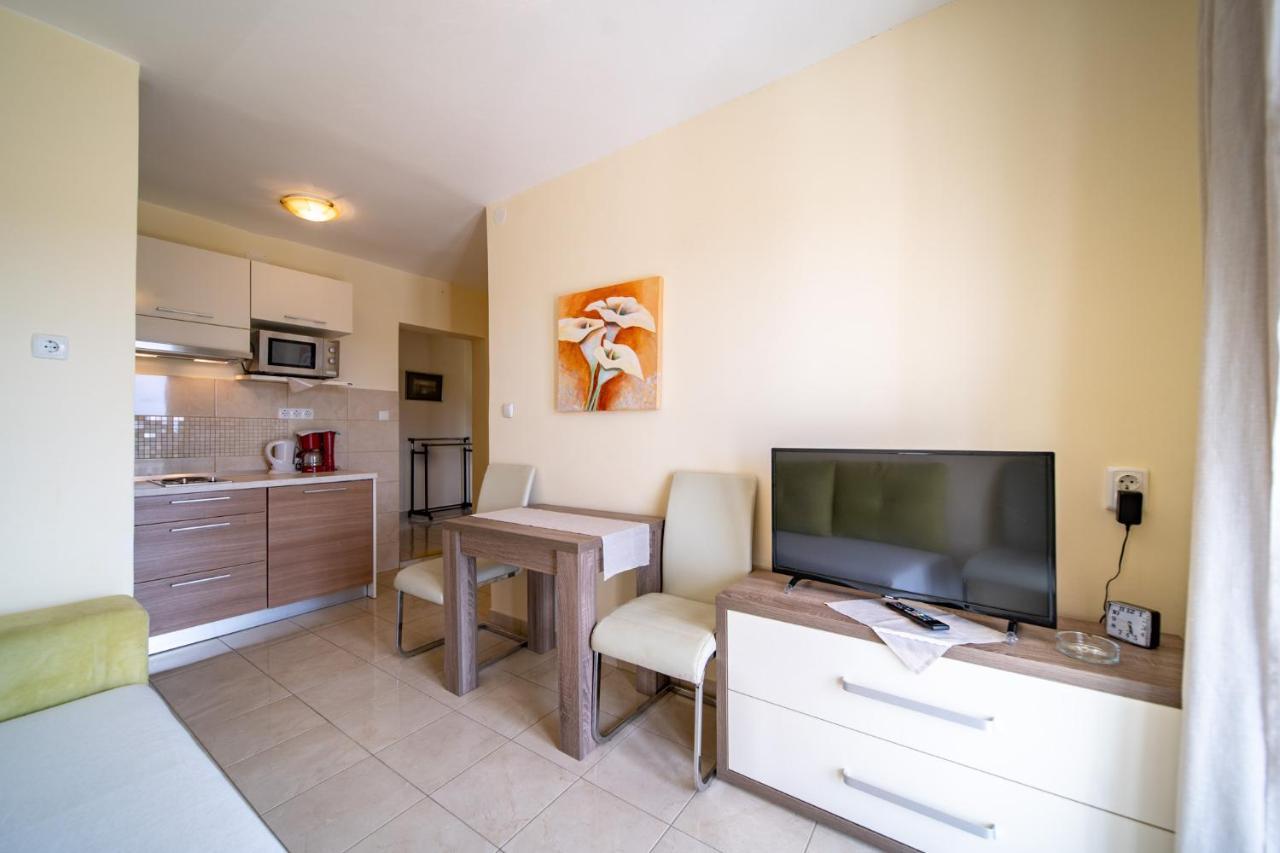 Apartments Stare Brajde Lopar Exterior photo