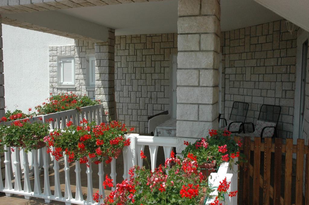 Apartments Stare Brajde Lopar Exterior photo